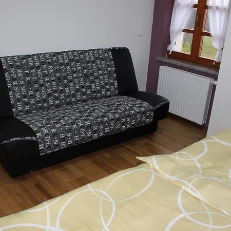 Hisa Nasprot Sonca Hotel Črnomelj Buitenkant foto