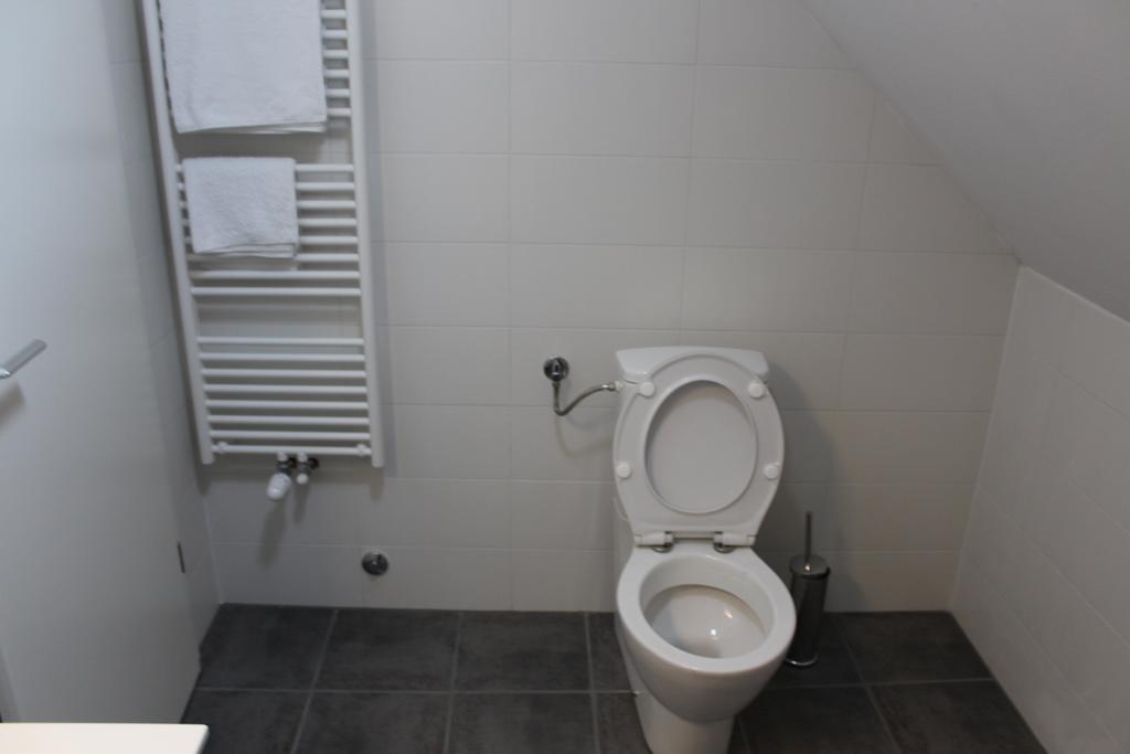 Hisa Nasprot Sonca Hotel Črnomelj Kamer foto